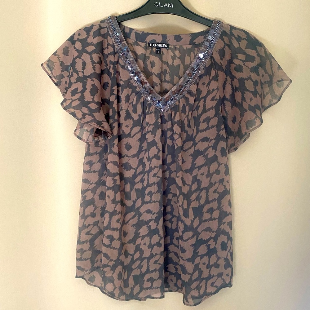 Express Leopard Top